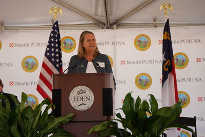 Nestlé Purina PetCare President Nina Leigh Krueger outlines plans for the company’s 22nd U.S. manufacturing facility during an event in Eden, N.C. on Wednesday, September 30.
