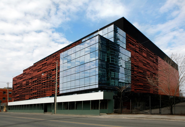 Equinix TR2 Toronto Data Center in Toronto, ON, Canada