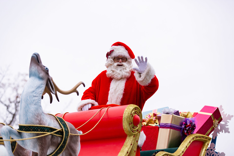 Toronto Santa Claus Parade Moving Online More Covid 19 Cancellations Announced