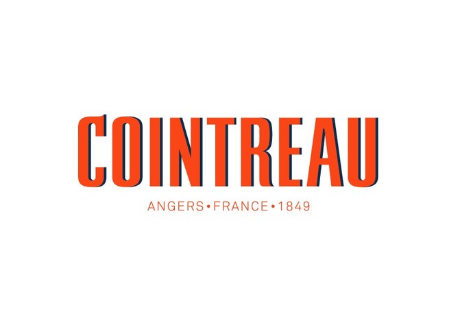 Cointreau, Liqueur française à base d'essences d'écorces d'orange