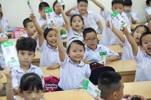 Vinamilk Celebrates 14 Years Benefiting Vietnamese Children with School Milk Program