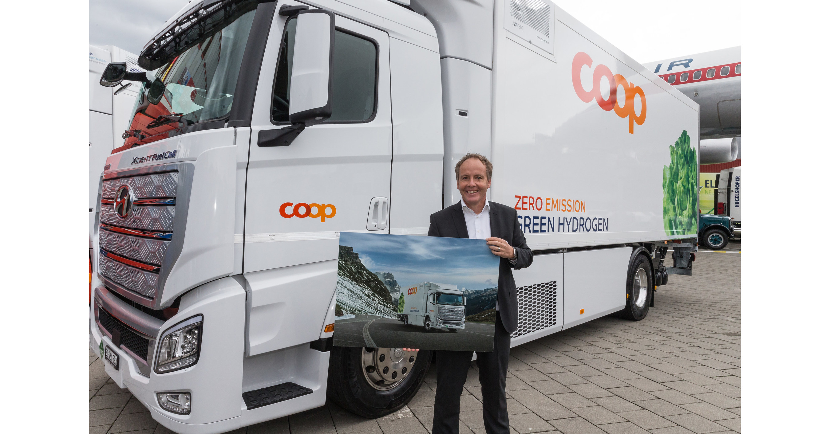 Hyundai Motor's Delivery of XCIENT Fuel Cell Trucks in Europe Heralds