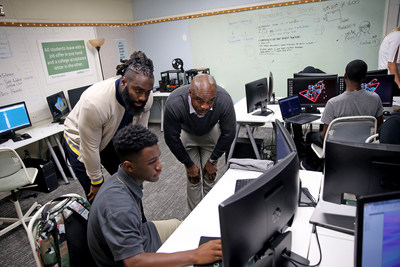 New Orleans Saints' Demario Davis visits Rooted School in New Orleans during the 2018-2019 school year. The school was awarded a $10,000 grant from Players Coalition last year, and will receive an additional $20,000 in funds this year to help the school ensure all students have access to wifi while learning remotely.
