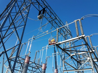 Bonneville Power Administration McNary Substation (PRNewsfoto/Burns & McDonnell)