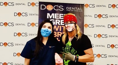 Bret Michaels meets DOCS Dental staff at Luke Air Force Base.