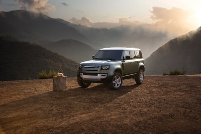 Land Rover Defender, winner of MotorTrend’s 2021 “Golden Calipers” for SUV of the Year