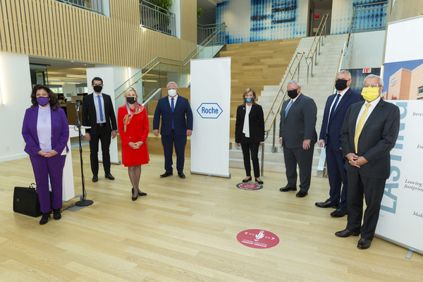 Left to Right (Nina Tangri (MPP Mississauga/Streetsville), Andrew Plank (Roche Diagnostics Canada), Mayor of Mississauga Bonnie Crombie, Premier Doug Ford, Health Minister Christine Elliott, Ronnie Miller (Roche Canada), Damian Siggins (Roche Canada), Minister of Economic Development, Job Creation and Trade Vic Fedeli.