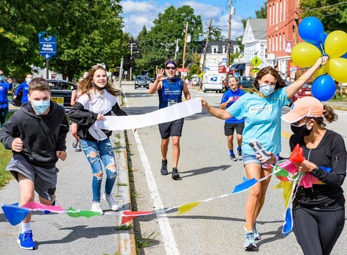 Boston Marathon Fundraising Surpasses $400 Million Milestone (CNW Group/John Hancock)