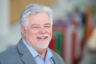 FP Canada™ Honours Larry A. Wood with Donald J. Johnston Lifetime Achievement Award