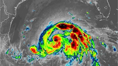 Hurricane Zeta approaching the Gulf Coast