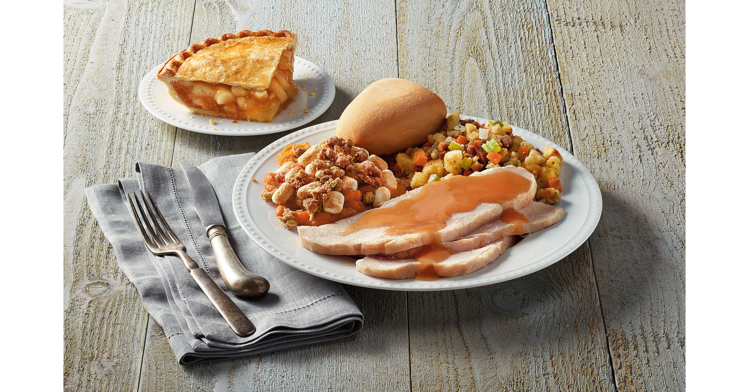 Boston Market Brings Loved Ones Together With Delicious Meal Options