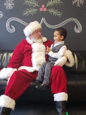 Santa Claus is Still Seeing Children this Christmas Season!