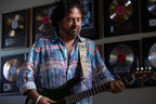 Renowned Guitarist and Toto Front Man Steve Lukather Talks About His 'Life-Changing' Decision to Wear Widex Moment Hearing Aids
