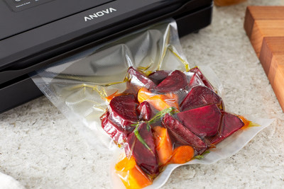 Anova - Introducing the all-new Anova Precision Reusable Silicone Bag!  We've designed this BPA-free bag to be totally food safe while providing an  air tight seal perfect for your sous vide cooks.