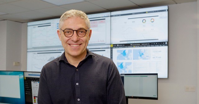 Unable to view the image, Please provide a valid URL.