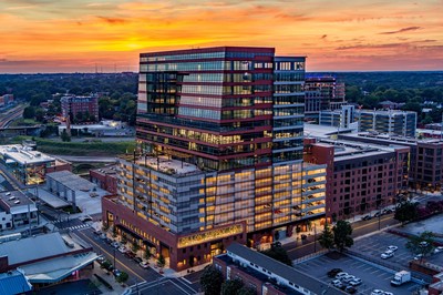 FCP and Kane Realty Corporation announce the sale of The Dillon in Raleigh, NC for $236 million. The Dillon is the first mixed-use development of its kind in downtown Raleigh; its 18 stories encompassing 221,300 square feet of LEED Gold-certified Class A office space, 52,600 square feet of activated retail, two six-story apartment buildings totaling 271 units and a 994-space parking deck.