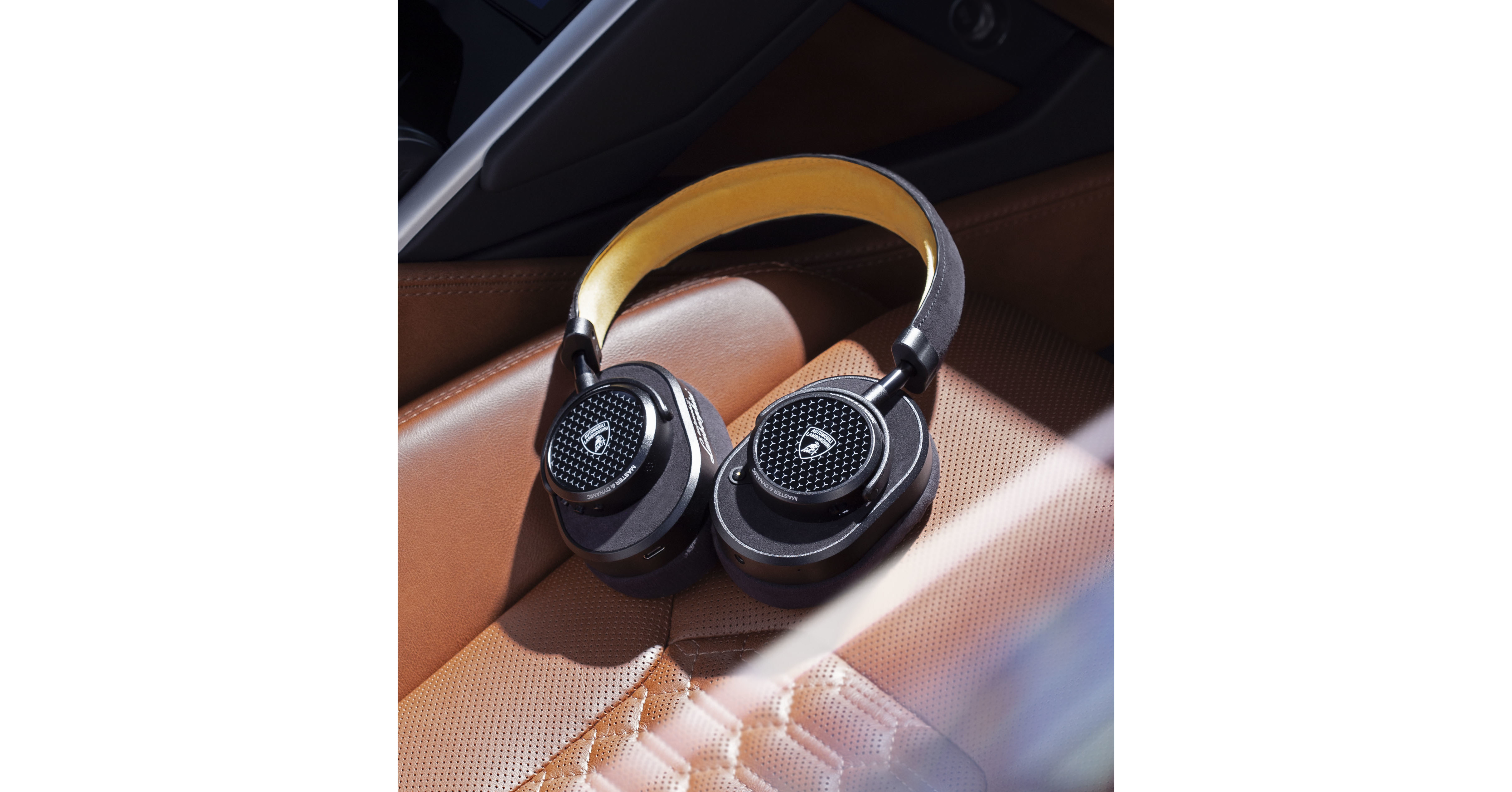 Master & Dynamic and Automobili Lamborghini dress their new collection of  headphones in Alcantara