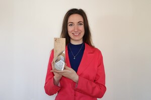 Prix Reconnaissance jeunesse du Québec - Béatrice Turcotte Ouellet, de l'organisme le Diplôme avant la Médaille, reçoit le prix Coup de cœur 2020