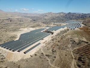 Firma Risen Energy dodala fotovoltaické moduly o jmenovitém stejnosměrném výkonu 5,2 MWDC pro solární farmu Vayots Arev-1 v Arménii