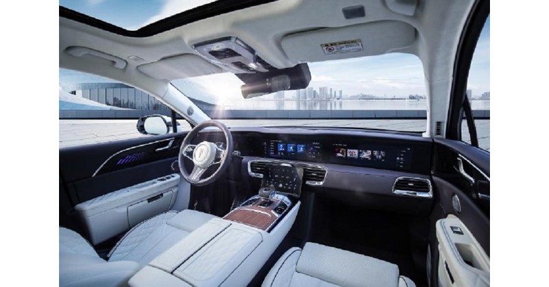 Xinhua Silk Road : le constructeur automobile embl&eacute;matique chinois Hongqi lancera le E-HS9 lors du forum de Boao pour les entrepreneurs apr&egrave;s un p&eacute;riple de 6 170 km