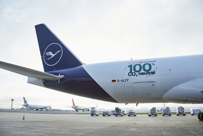 First CO2-neutral cargo flight from Lufthansa Cargo and DB Schenker (Image source LH Cargo)