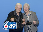 Un couple de Chaudière-Appalaches rafle le gros lot de 14 061 516 $ au Lotto 6/49!