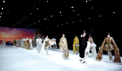 The models display the Himalaya-themed haute couture fashion works designed by the well-known fashion designer Guo Pei during the 2020 International Fashion Week on December 5.