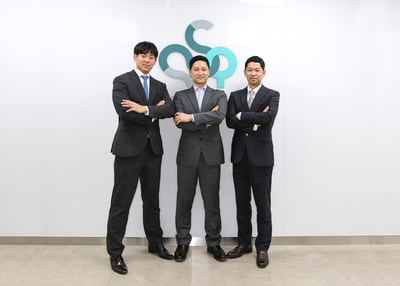 From left to right: Myung Hyun Yoo (Head of Investor Relations & Business
Development),  Sunghoon Kwon (CEO), Jaehoon Kwon (CFO)