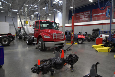 The DTNA Finish First program lab at UTI's Lisle, Illinois campus is outfitted with the latest vehicles, engines, technology and tools, supplied directly by the manufacturer. Students graduate from the program ready to work on DTNA's industry-leading brands, such as Freightliner, Western Star and Detroit.