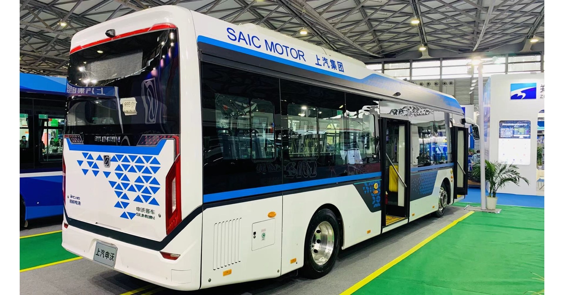 SUNWIN Smart City Trolleybus Showcases Fresh Innovation at the 2020
