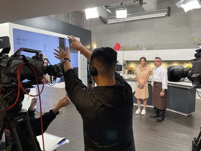 The cooking demonstration in which Executive Chef of Forum Restaurant Adam Wong revealed the secrets to making the perfect “Ah Yat Fried Rice” became the most popular of the Online Masterclasses.