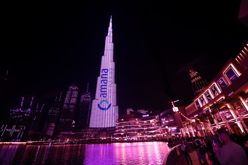 Amana Capital lit up Burj Khalifa – the world’s tallest building – with an astounding visual display in celebration of its corporate anniversary. (PRNewsfoto/Amana Capital)