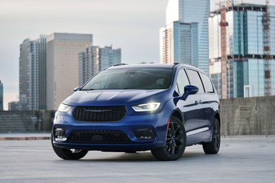 The Car Connection is recognizing the new 2021 Chrysler Pacifica as its Best Minivan To Buy 2021, marking the fifth consecutive year Pacifica has earned Best Minivan To Buy honors.