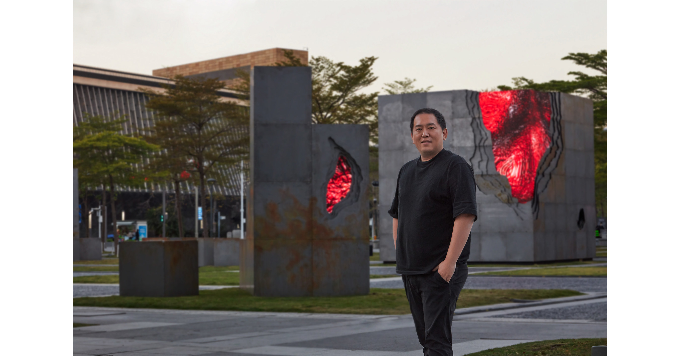 GLOW SHENZHEN 2020 opens: an exploration of art by the Chinese city of technology