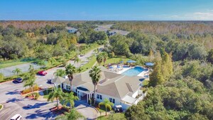 Robbins Property Associates Expands in Florida Market With Acquisition of Century Cross Creek Apartments