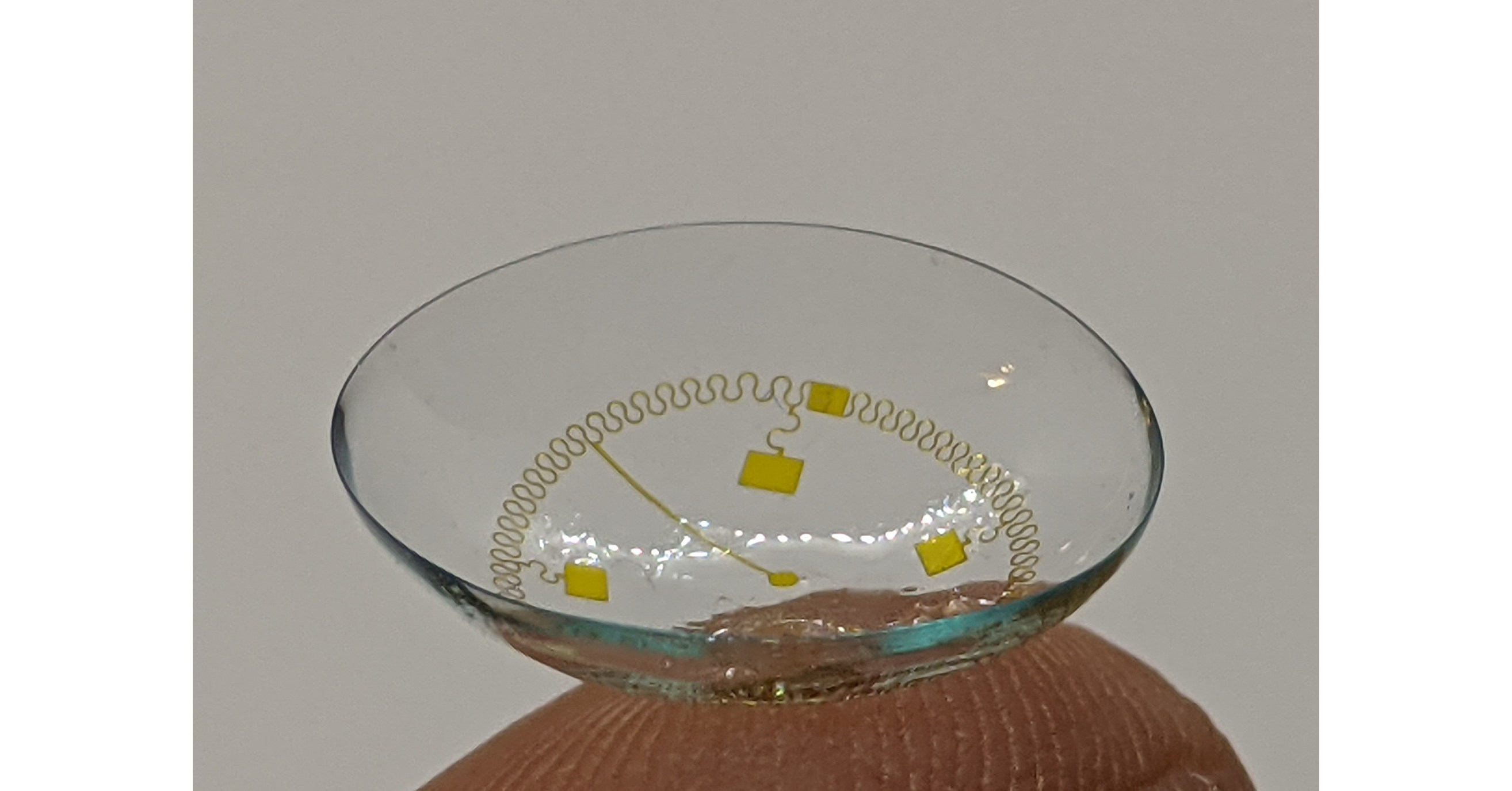 InWith Premiers the Future of Electronic Contact Lenses at CES 2021