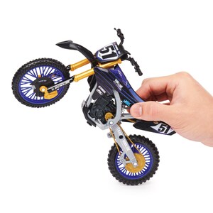Spin Master Goes Full Throttle with the Launch of the Supercross™ Toy Line