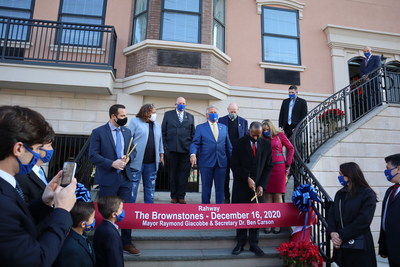 From the left: Mayor Raymond A. Giocobbe of Rahway, Assemblywoman Linda Carter, Craig Ryno (V.P of Approvals and Acquisitions at CPC), George M. Capodalgi, Managing Member CPC Company and Meridia Living, Assemblyman James Kennedy, Jeanine Capodagli – Managing Member CPC and Dr. Ben Carson, Secretary of HUD, etc.