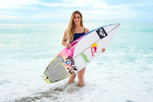 Alba Botanica® Partners With Surfing Powerhouse And Olympic Medal Contender Caroline Marks