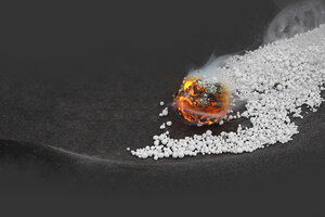 Extinguishing with Expanded Glass - Extover® Fire Extinguisher for Lithium Battery Fires and Metal Fires