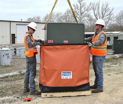 The Transformer Containment Pallet is a D.O.T and OSHA compliant packaging solution approved for use with inner containers or articles, such as electric utility transformers.