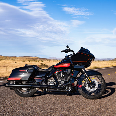 2021 Harley-Davidson CVOtm Road Glide Motorcycle featuring Harley-Davidson Audio Powered by Rockford Fosgate