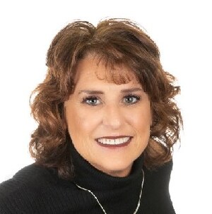 Jill Platt is recognized by Continental Who's Who