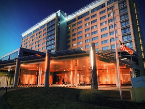 PM Hotel Group Hotels Light the Night Amber to Support National Covid Memorial