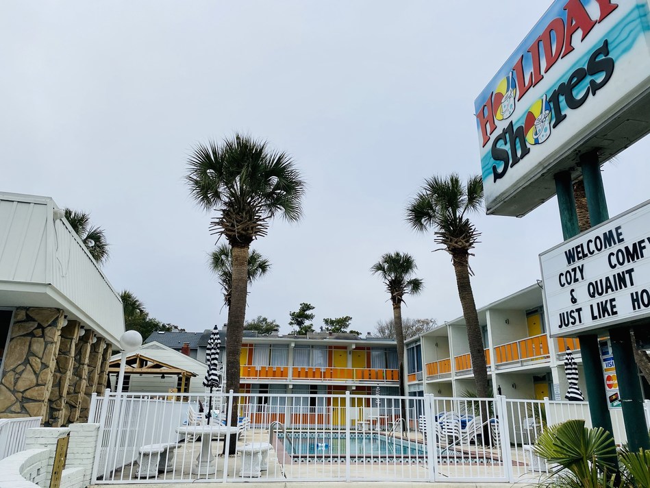 Holiday Shores Motel Restoration Adds Modern Flair to MidCentury Getaway