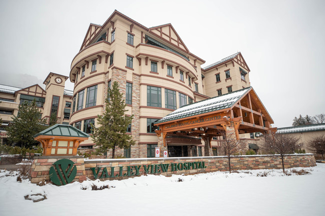 Valley View is an independent, nonprofit health system based in Glenwood Springs, Colorado. (PRNewsfoto/Valley View)