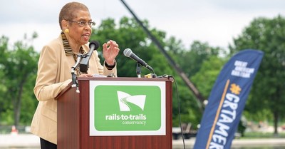 Rep. Eleanor Holmes Norton (D-DC) delivering a keynote address at the May 8, 2019 launch of the Great American Rail-Trail™ in Washington, D.C. The congresswoman has been named by Rails-to-Trails Conservancy as the 2020 Doppelt Family Rail-Trail Champion for her long-standing efforts to support trail networks in her native Washington, D.C., and across the United States. Photo courtesy Rails-to-Trails Conservancy.