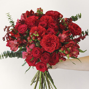 FlowerFix Has The Perfect Flower Gift For Every Valentine