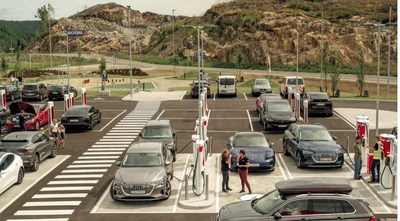 The Circle K Bamble location in Norway is one of the busiest charging forecourts in the world. (CNW Group/Alimentation Couche-Tard Inc.)