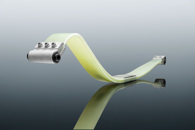 2020 winner: Mubea developed a glass fiber-reinforced polymer (GFRP) Tension Leaf Spring with weight savings of up to 75% compared to a standard multi-layer steel spring.